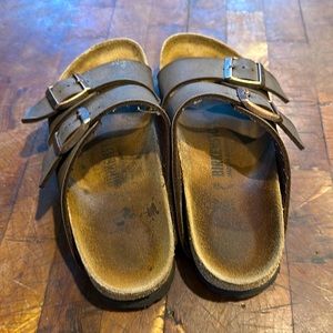 Birkenstocks, low price, comfy, with adjustable buckles. Great shoes to purchase